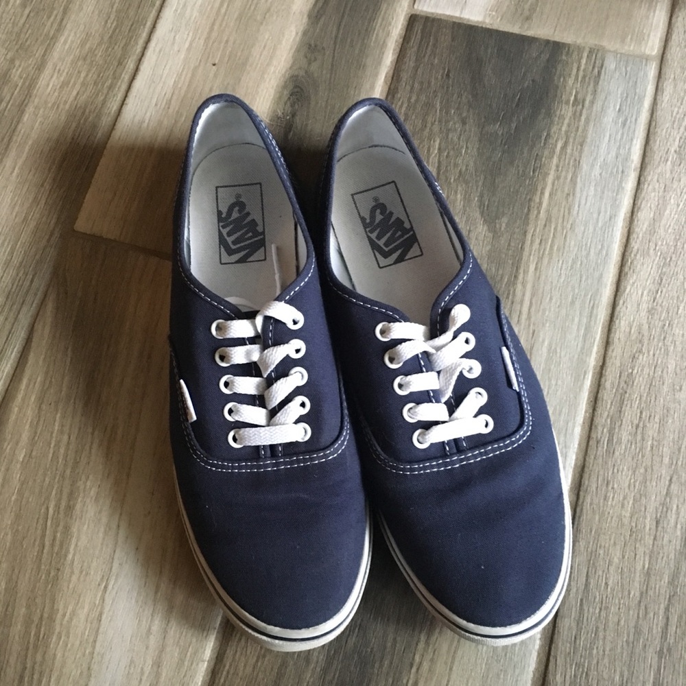 Size 9.5 Vans women’s shoes